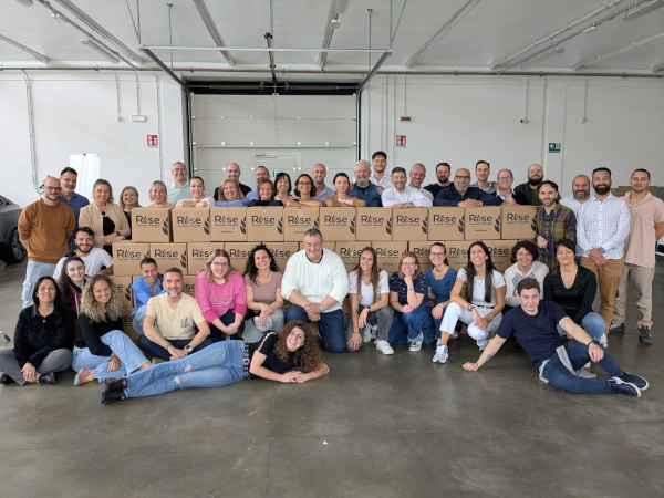 Program Autonoleggio insieme a Rise Against Hunger: preparati 10.800 pasti.