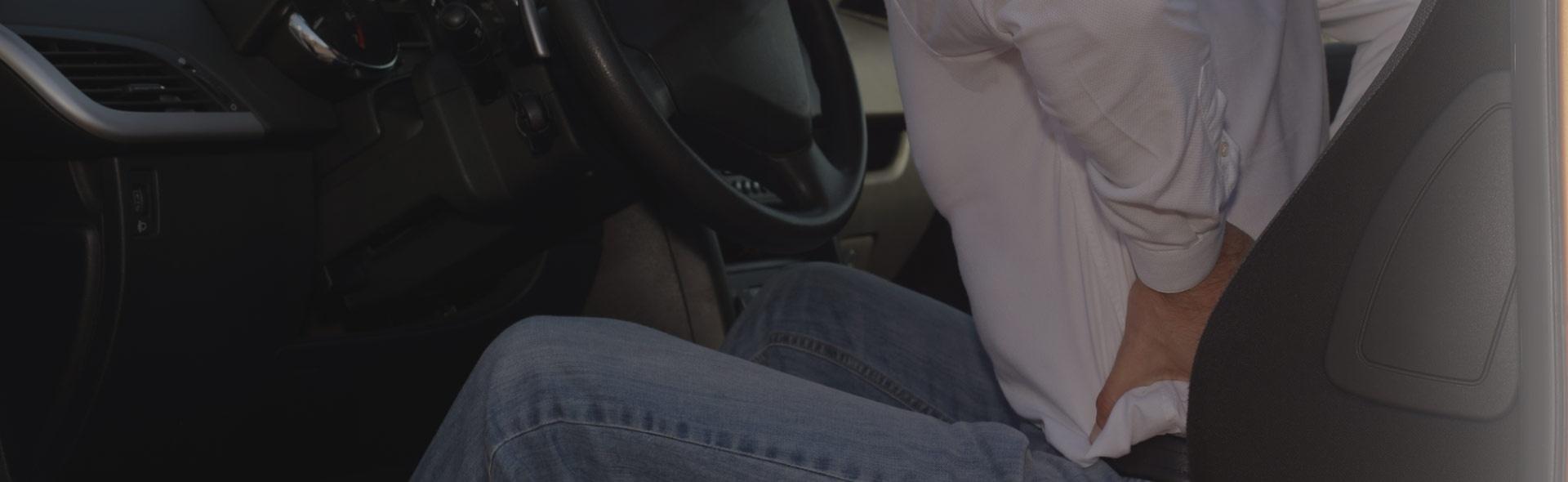 Viaggio verso il benessere in auto: alcuni consigli per evitare il mal di schiena